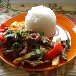   (Lomo saltado)