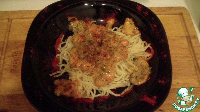 Спагетти с гуляшом