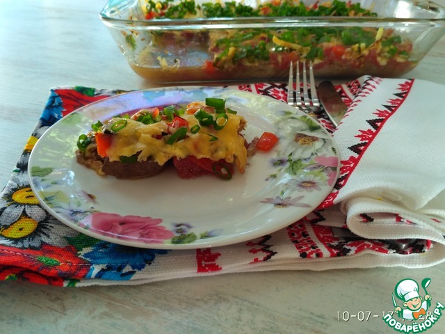 Печень, запечённая с помидорами, базиликом и сыром