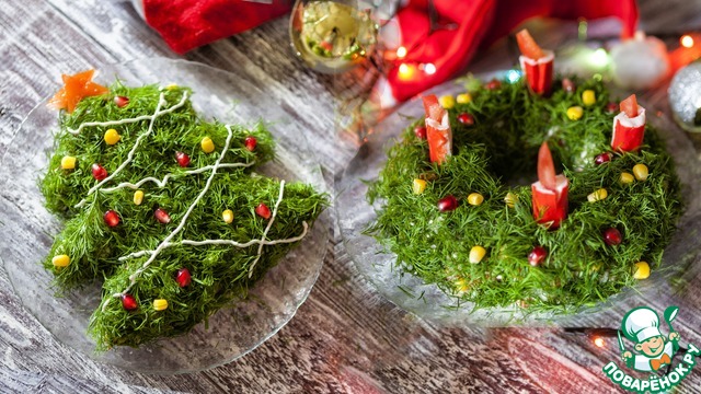 Новогодний салат в виде елочки и венка