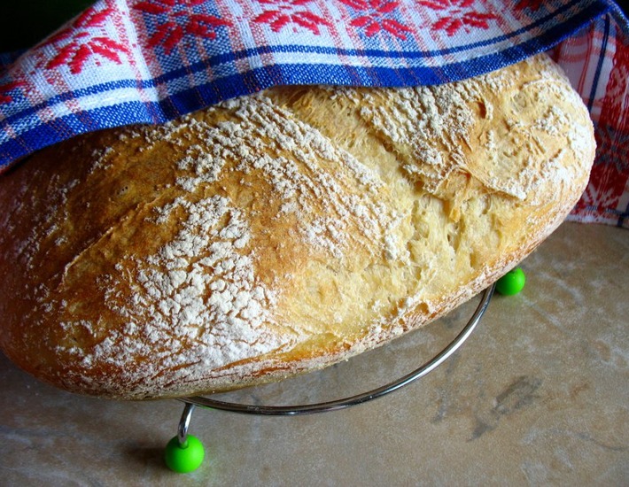 Воздушный хлеб в духовке – кулинарный рецепт