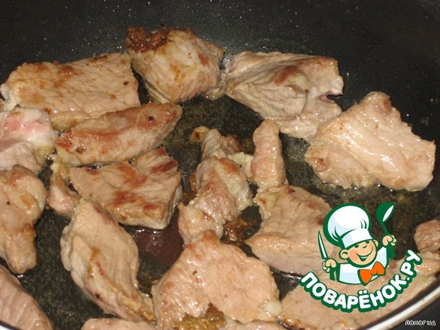 Свинина с кабачками и помидорами в соусе – кулинарный рецепт
