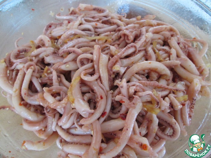 Щупальца кальмаров с черемшой — рецепт с фото пошагово