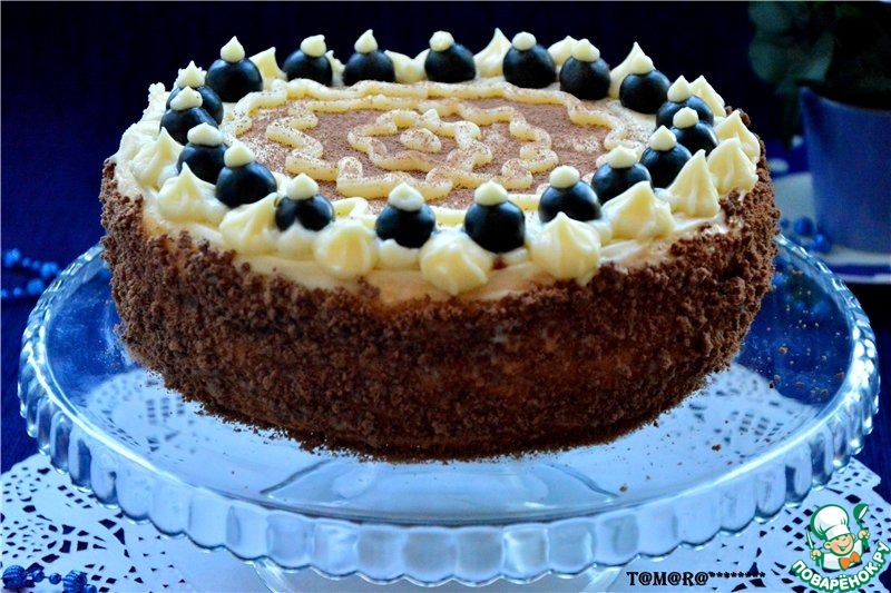 Торт «Праздничный торт Серебряная Корона»: заказать по цене руб./кг в кондитерской Iris Delicia