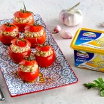 Бакинские помидоры, фаршированные острым сыром