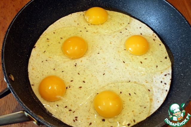 Что можно приготовить из лаваша и яиц? — рецепты блюд