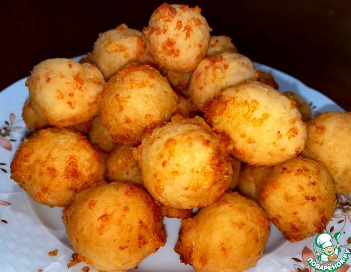 Мягкие сырные шарики к праздничному столу — пошаговый рецепт | aikimaster.ru