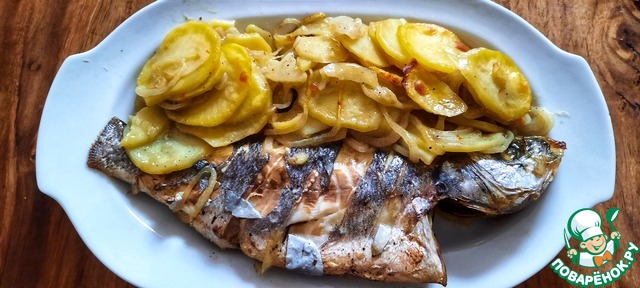 Рыба с острым картофелем из духовки