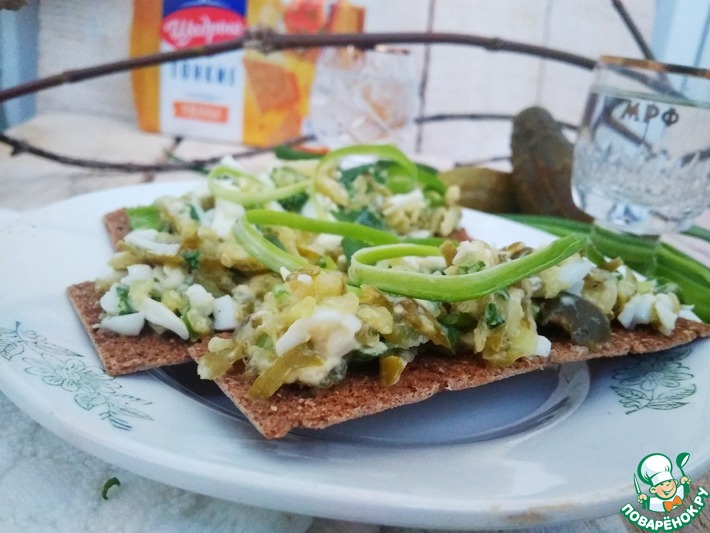 Бутерброды горячие с колбасой и сыром