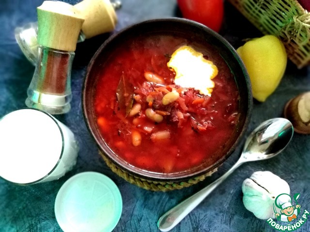 Свекольный суп с фасолью