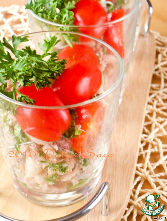 Вкусные салаты с тунцом и помидорами